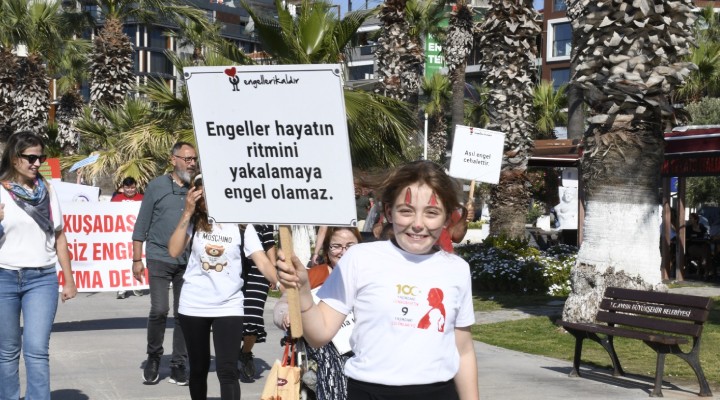 Kuşadası'nda Engelliler Haftası'na renkli kutlama...