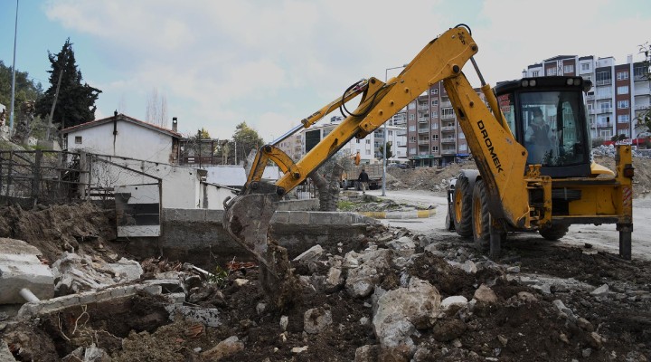 Kuşadası'nda İmar Kanunu'na uymayanlara ceza!