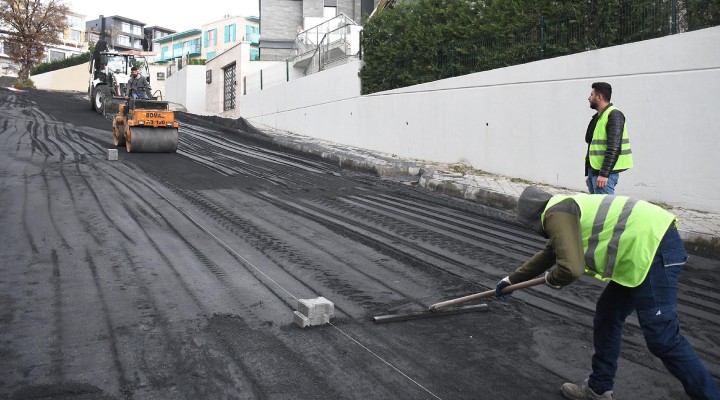 Kuşadası'nda yol yapım seferberliği!