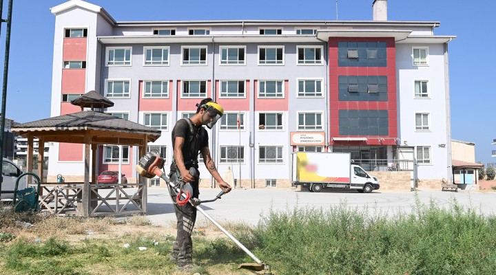 Kuşadası'ndaki okullarda hummalı çalışma!