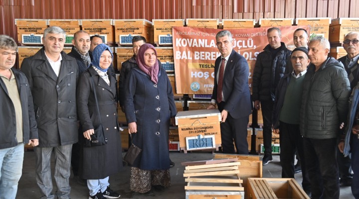 Manisa Büyükşehir'den üreticiye kovan desteği!