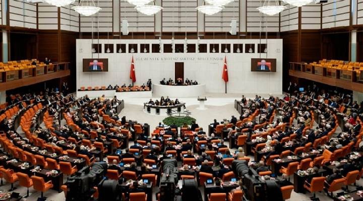 Meclis'ten mesaiye devam kararı