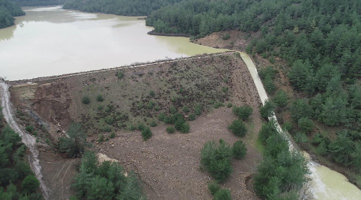 Menderes'te 30 hane boşaltıldı