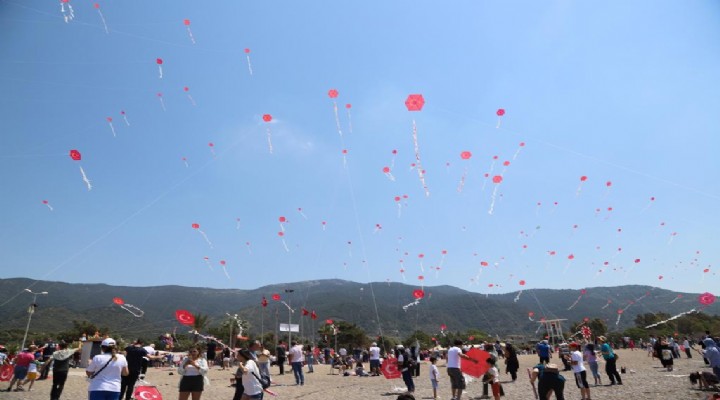 Menderes'te uçurtma şenliği