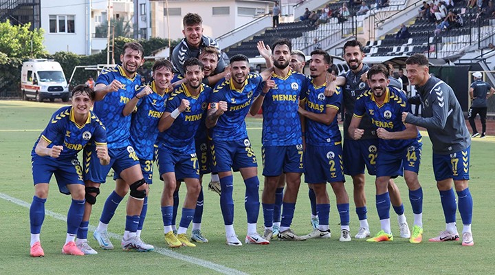 Menemen FK evinde 5'te 5 peşinde