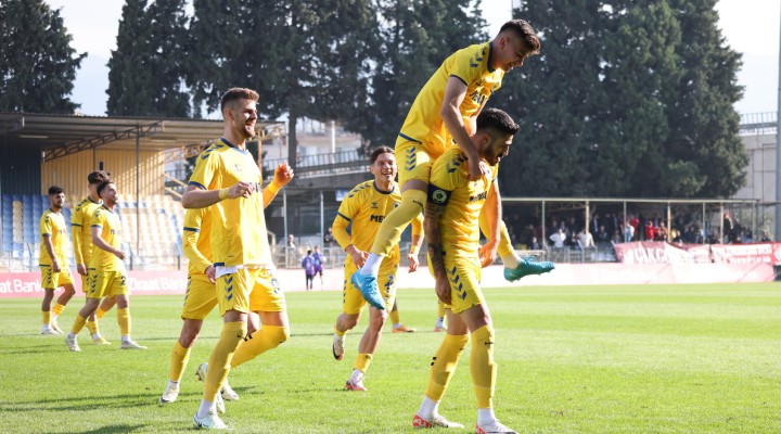 Menemen FK kupada nefes aldı!