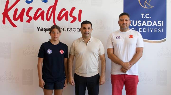 Milli yüzücü Nisan Ada Balkan'dan uluslararası başarı
