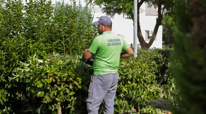 Narlıdere'de parklarda temizlik seferberliği