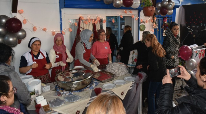 Narlıdere'nin ‘el emeği' marketine yoğun ilgi