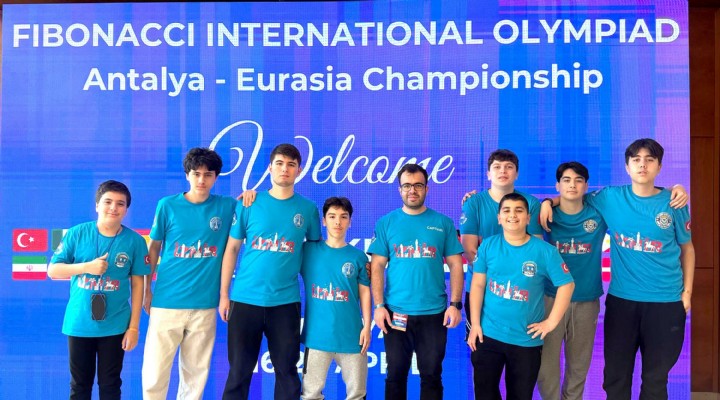 Özel Ege Lisesi öğrencileri robotikte dünya sahnesinde