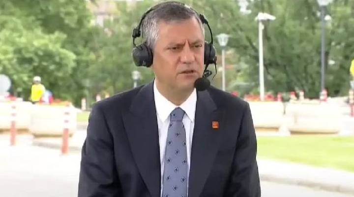 Özel'den iktidara 'FETÖ' suçlaması: 'AK Partili kadrolara gelince durdu'