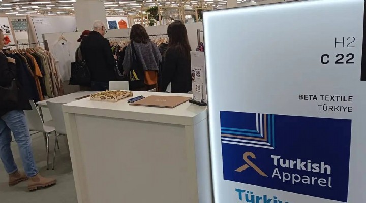 Paris'te Türk moda endüstrisinin şov zamanı