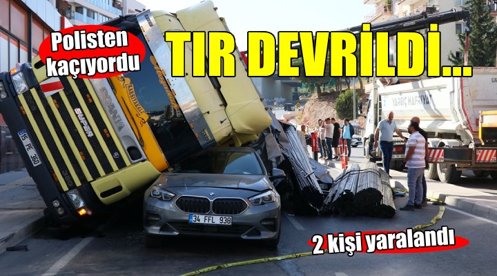 Polisten kaçan TIR otomobilin üstüne devrildi: 2 yaralı