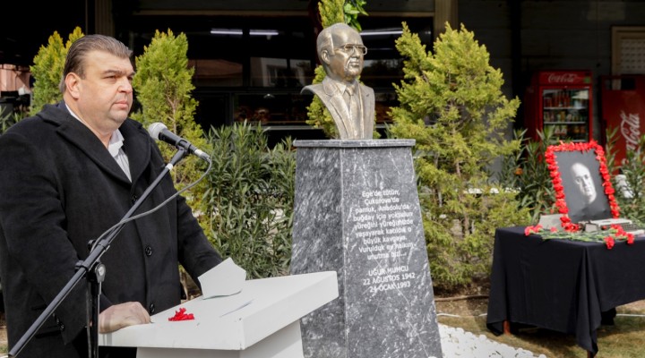 Seferihisar'da Uğur Mumcu büstü açılışı!