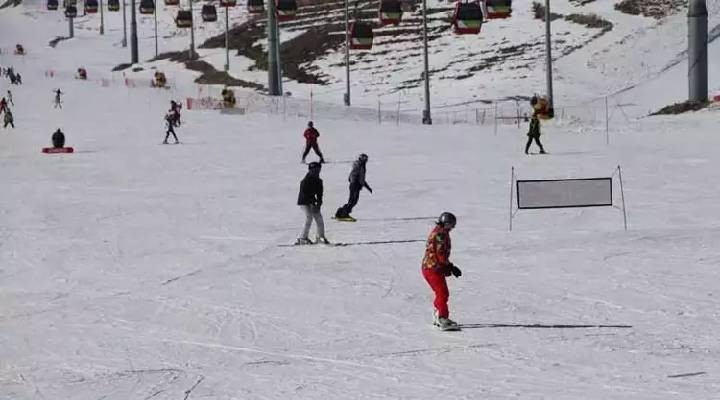 Sömestr'da Erciyes'i 900 bin kişi ziyaret etti