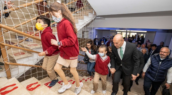 Soyer: Bir kentin ileriye gitmesi ancak eğitimle mümkün!