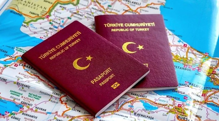 Türk vatandaşları bir ülkeye daha kimlikle gidebilecek!