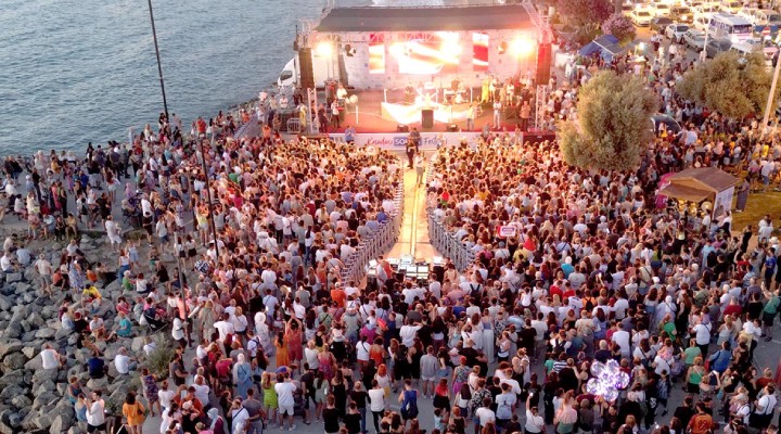 Türkiye Kuşadası Sokak Festivali'nde buluştu