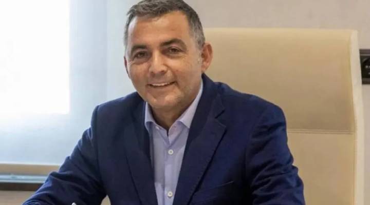 Tutuklu başkanın emekli maaşı kesildi!