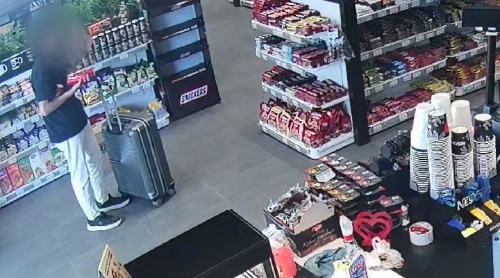 Yaşlı kadını 5 milyon 450 bin TL dolandırdılar!