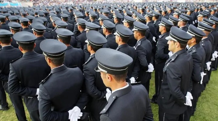 Yerlikaya duyurdu: 12 bin polis memuru alınacak!