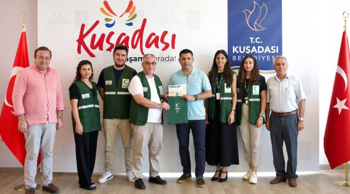 Yeşilay'dan Kuşadası Belediyesi'ne ziyaret