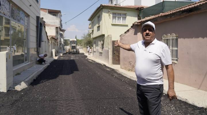 Yunusemre'den 50. Yıl'da asfalt çalışması
