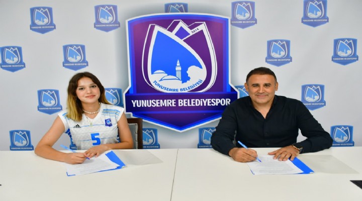 Yunusemre genç smaçör Sude Barın'ı renklerine bağladı