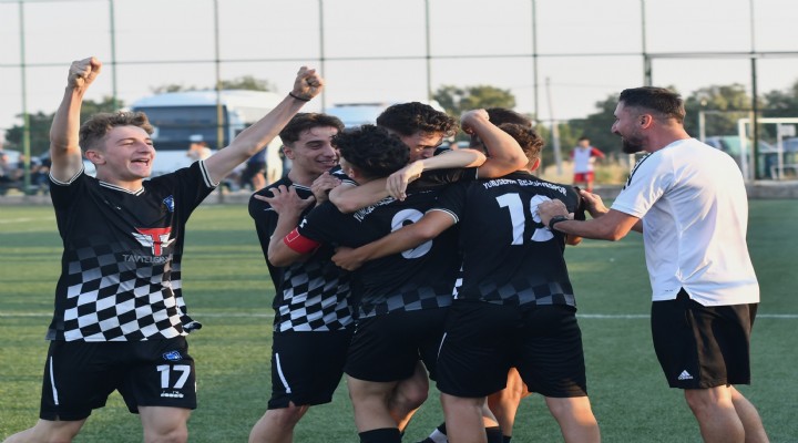 Yunusemre'nin U17'leri Türkiye Şampiyonası'nda ilk 4'e kaldı