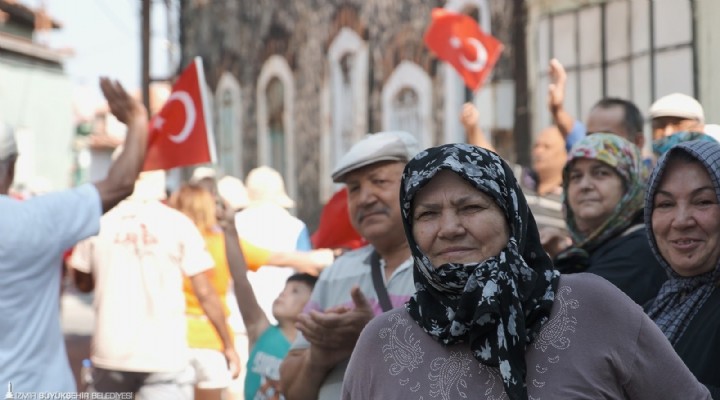 Zafer Kafilesine Alaşehir'de coşkulu karşılama