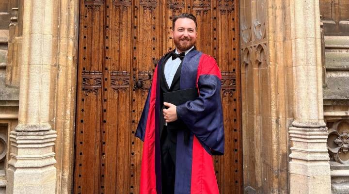 Zorlukları Oxford'da yıktı